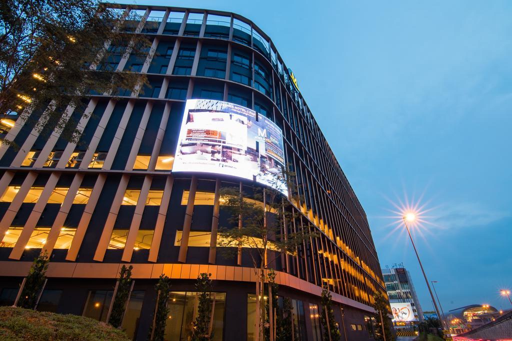 Mtree Hotel Puchong Exterior foto